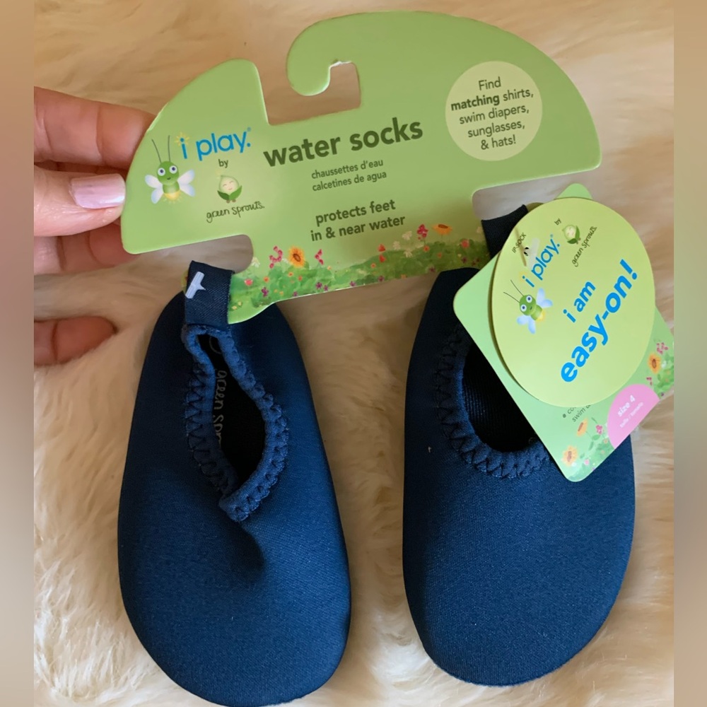 New I Play by Green Sprouts BlueWater Socks Shoes Easy-On Toddler size 4 NWT